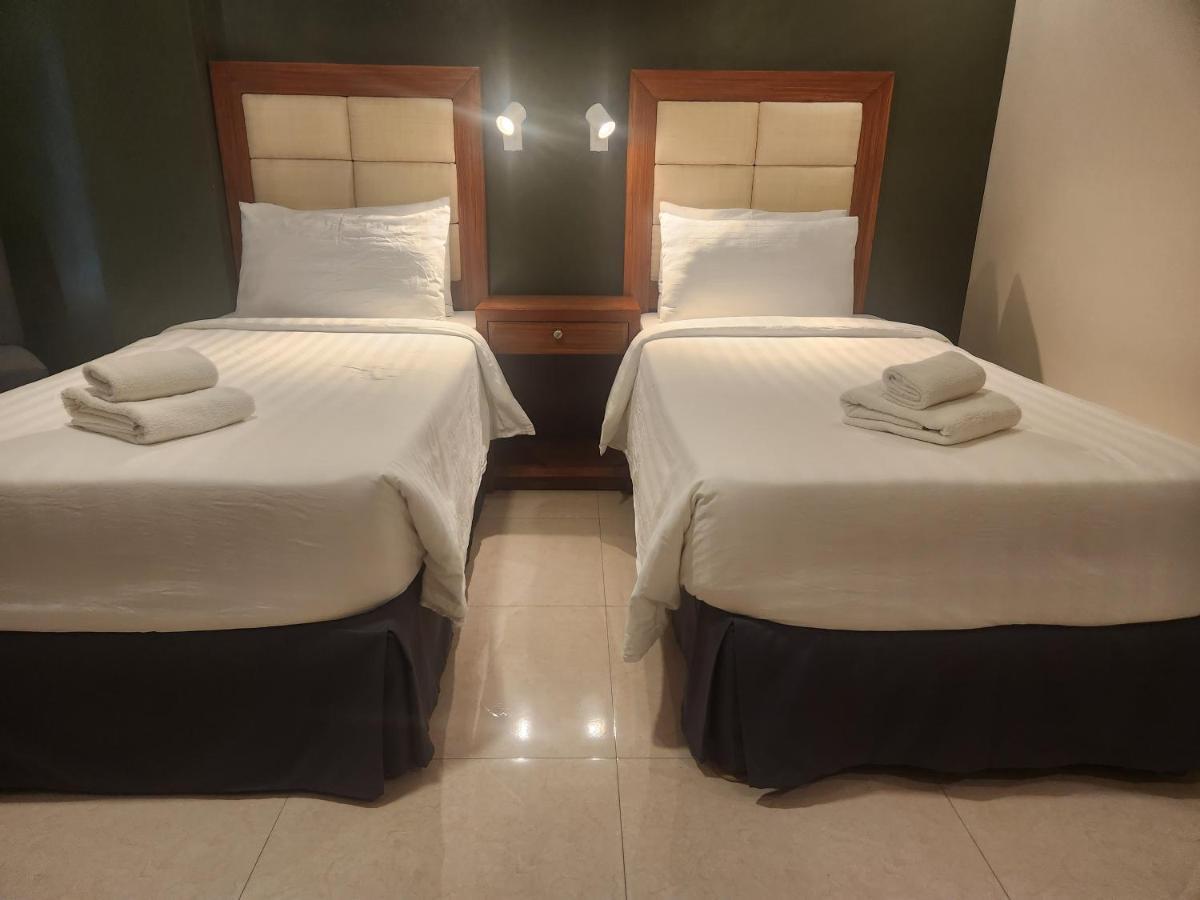 Hotel Herencia 625 Daraga  المظهر الخارجي الصورة