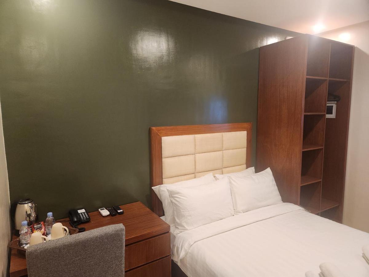 Hotel Herencia 625 Daraga  المظهر الخارجي الصورة
